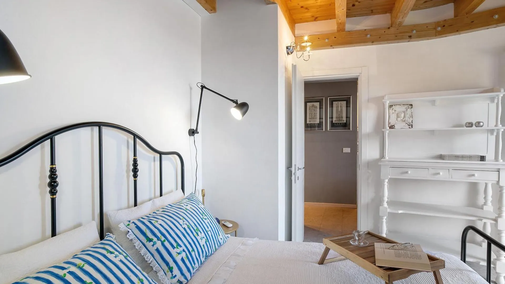 La Casa Incantata San Bartolomeo Al Mare 0*,  Itálie