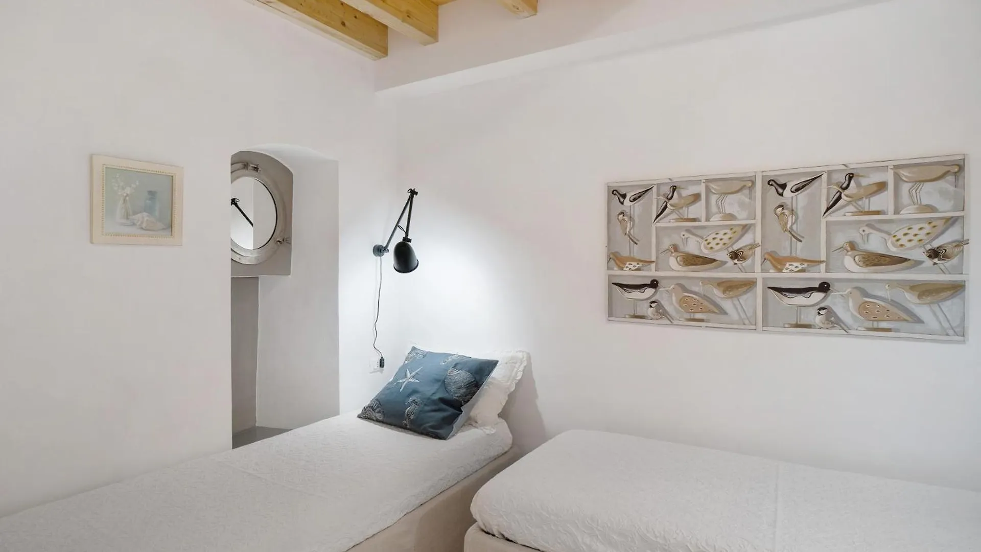 La Casa Incantata San Bartolomeo Al Mare 0*,