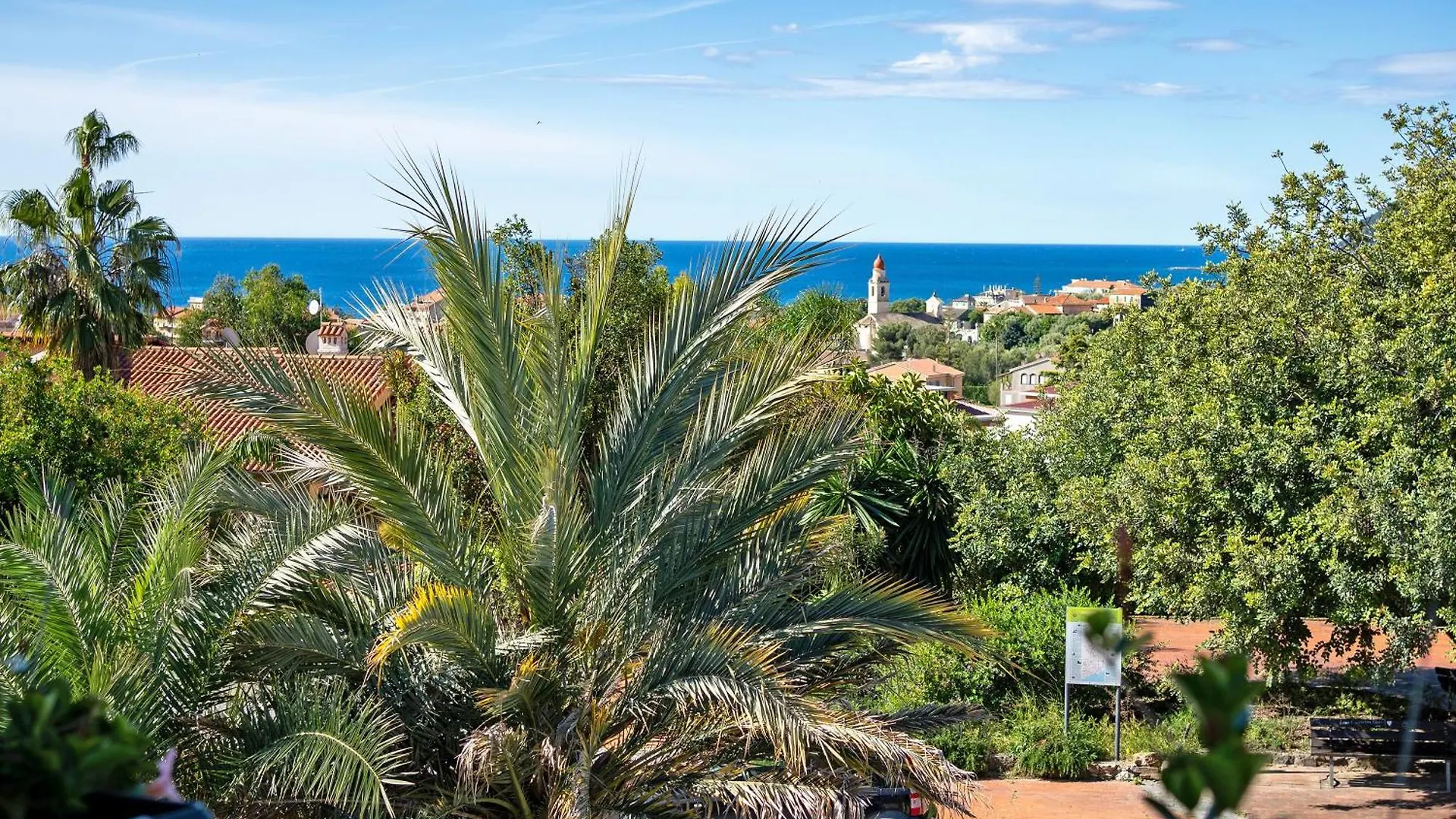 La Casa Incantata San Bartolomeo Al Mare 0*,